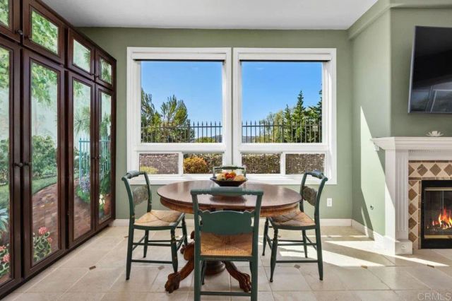 1689 Robin Place, Carlsbad, CA 92011