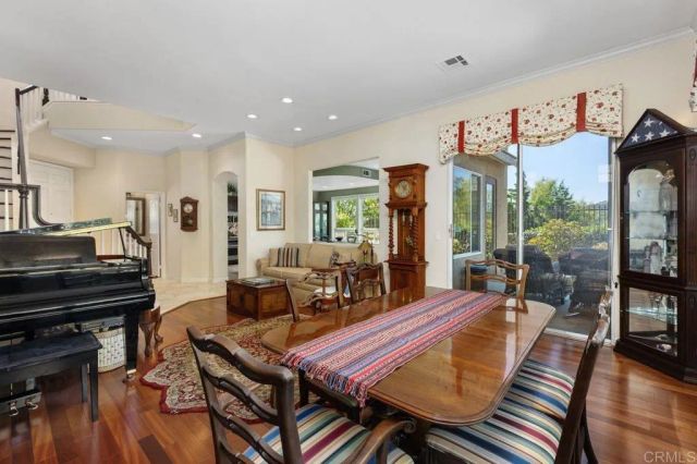 1689 Robin Place, Carlsbad, CA 92011