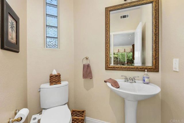 1689 Robin Place, Carlsbad, CA 92011
