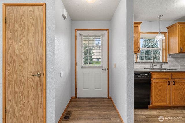 1182 Emerson Lane, Centralia, WA 98531