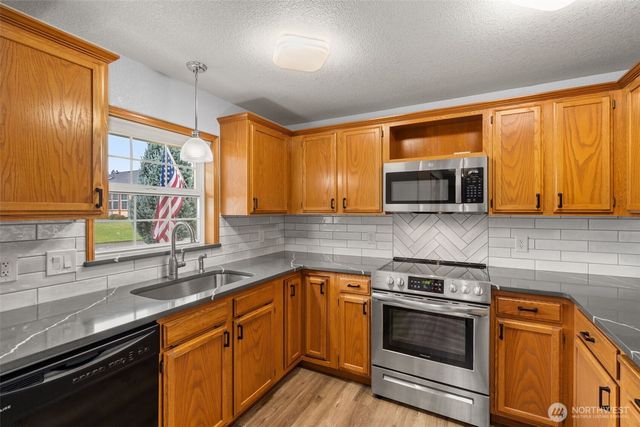 1182 Emerson Lane, Centralia, WA 98531