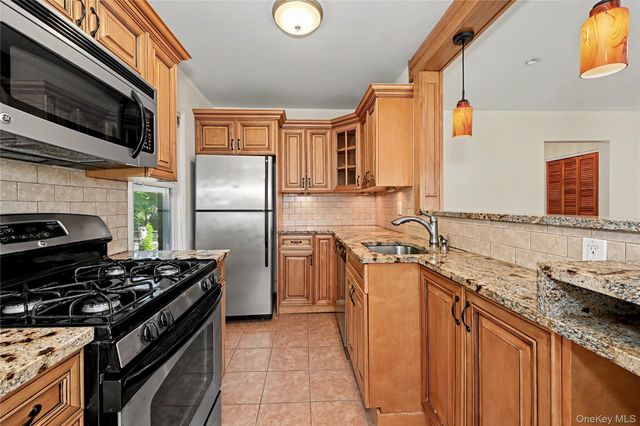 60 Manville Road 1, Pleasantville, NY 10570
