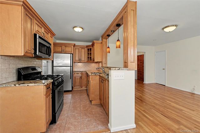 60 Manville Road 1, Pleasantville, NY 10570