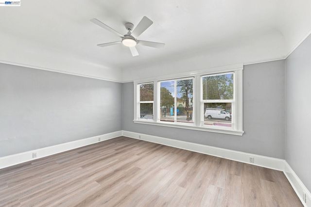 1725 38Th Ave, Oakland, CA 94601