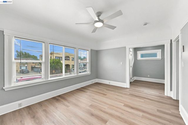 1725 38Th Ave, Oakland, CA 94601