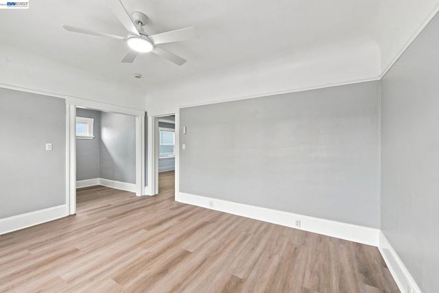 1725 38Th Ave, Oakland, CA 94601