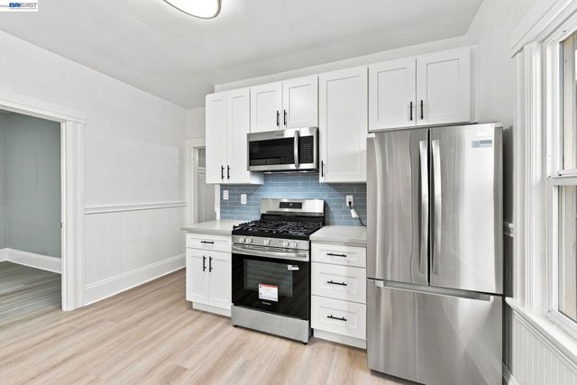1725 38Th Ave, Oakland, CA 94601