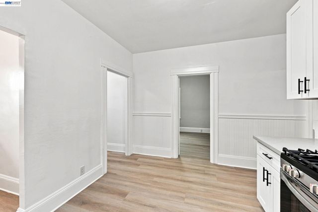 1725 38Th Ave, Oakland, CA 94601