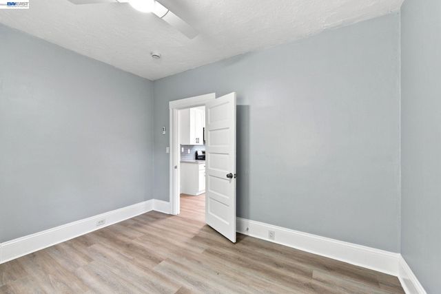 1725 38Th Ave, Oakland, CA 94601