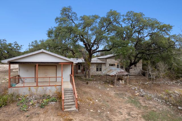 3217 32, San Marcos, TX 78666