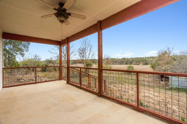 3217 32, San Marcos, TX 78666