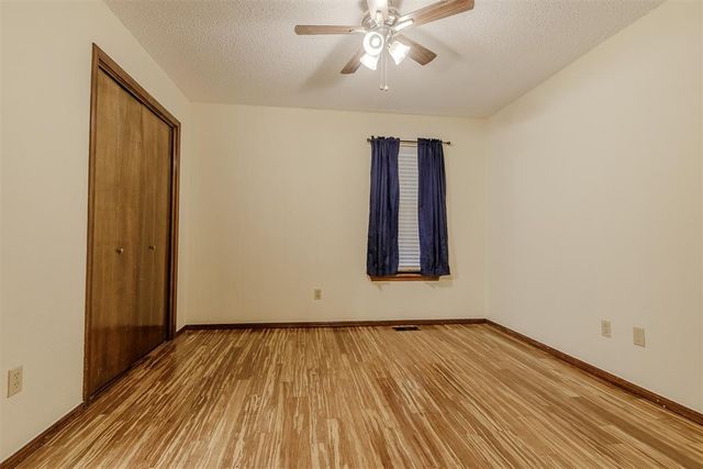 9809 S Brookline Avenue, Oklahoma City, OK 73159