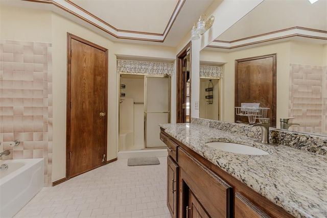 9809 S Brookline Avenue, Oklahoma City, OK 73159