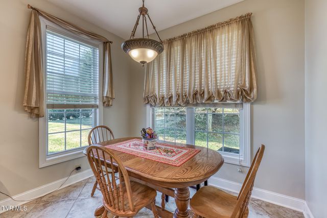 204 James Court, Piney Flats, TN 37686