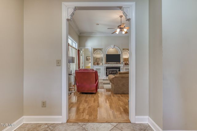 204 James Court, Piney Flats, TN 37686