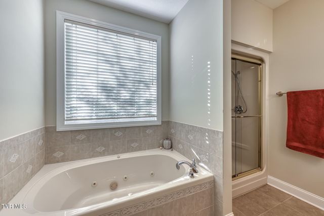 204 James Court, Piney Flats, TN 37686