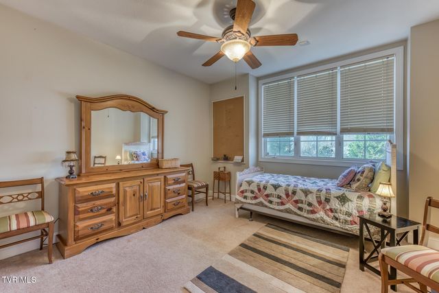 204 James Court, Piney Flats, TN 37686