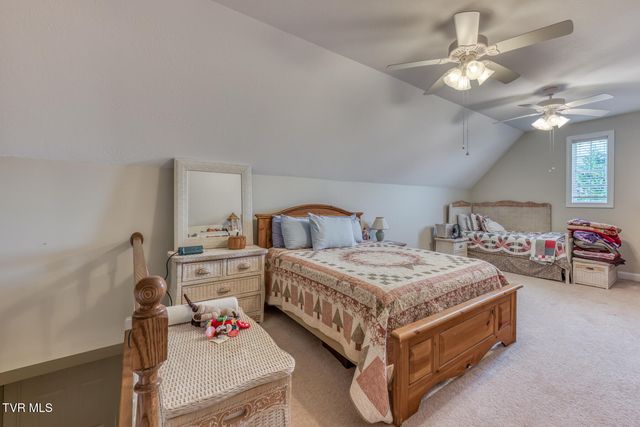 204 James Court, Piney Flats, TN 37686