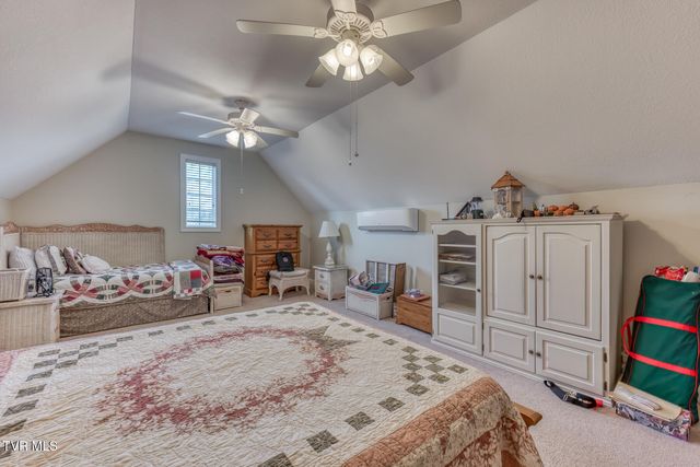 204 James Court, Piney Flats, TN 37686