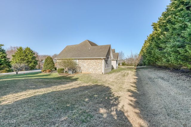 204 James Court, Piney Flats, TN 37686