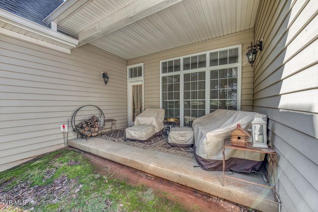 204 James Court, Piney Flats, TN 37686