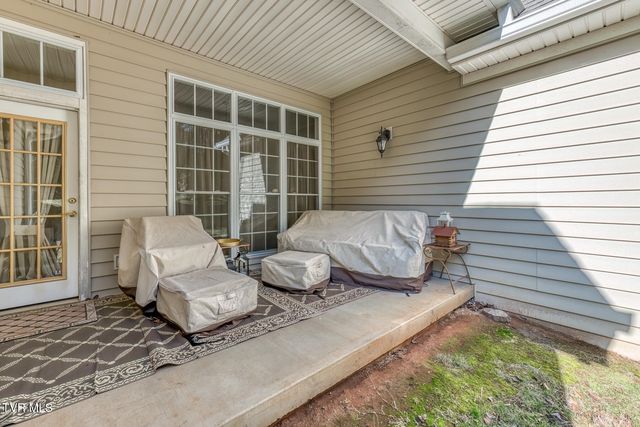 204 James Court, Piney Flats, TN 37686