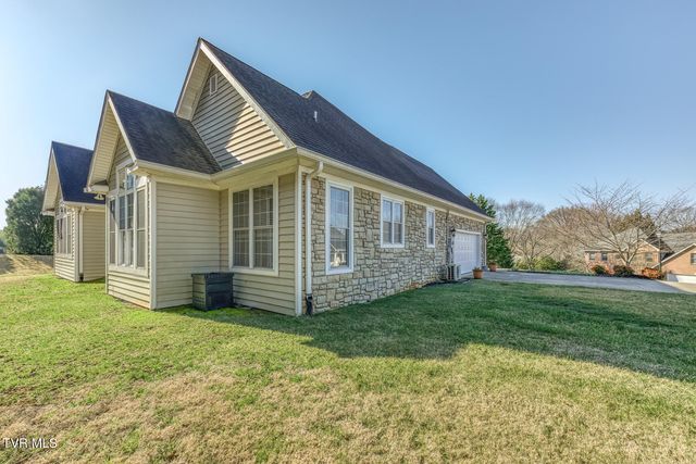 204 James Court, Piney Flats, TN 37686