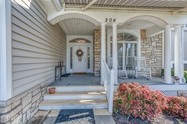 204 James Court, Piney Flats, TN 37686