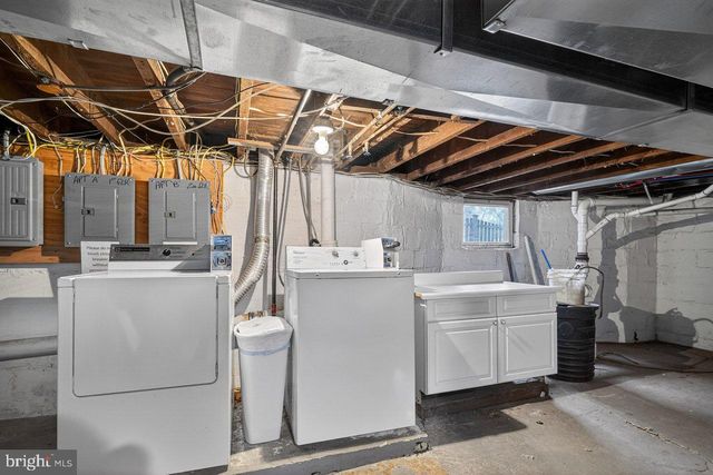 125 WHITE HORSE, Hamilton, NJ 08610