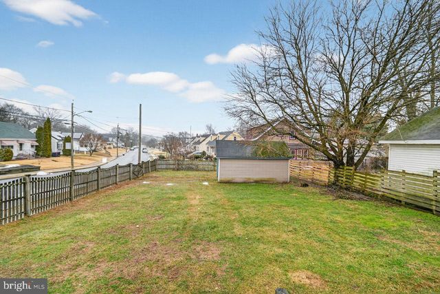 125 WHITE HORSE, Hamilton, NJ 08610