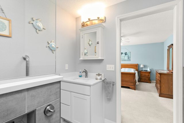 208 SE 3rd Street, Grimes, IA 50111