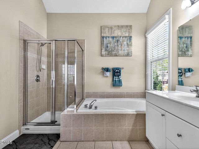 84 Harvest Moon Drive, Clayton, NC 27527