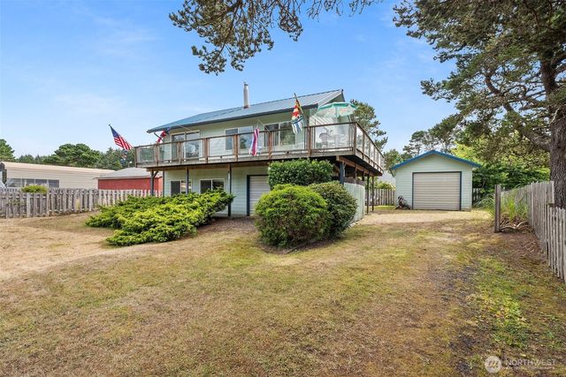 1298 Sandy Drive, Grayland, WA 98547