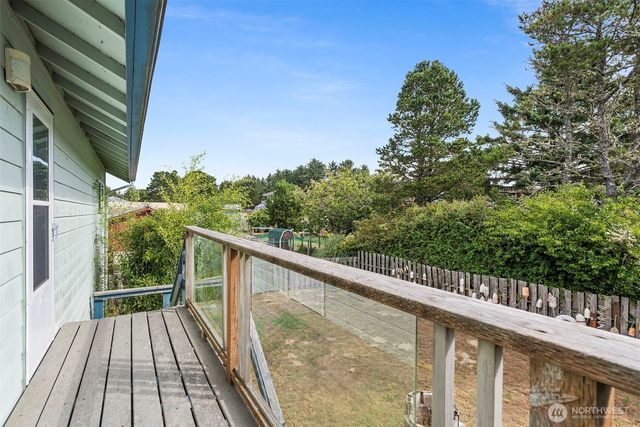 1298 Sandy Drive, Grayland, WA 98547