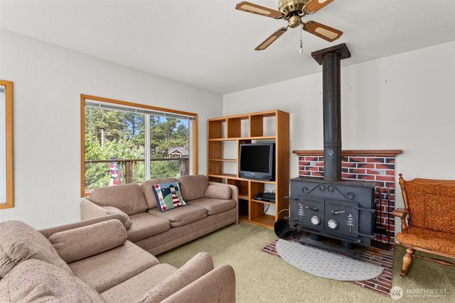 1298 Sandy Drive, Grayland, WA 98547