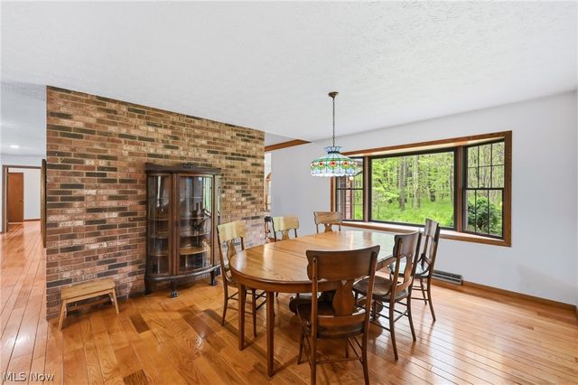13689 Beard Road, New Springfield, OH 44443