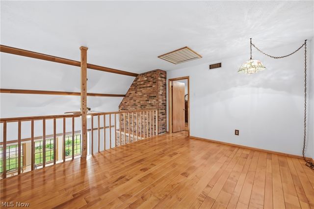 13689 Beard Road, New Springfield, OH 44443