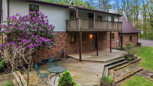 13689 Beard Road, New Springfield, OH 44443