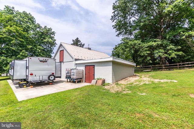455 PUMPING STATION RD, Hanover, PA 17331
