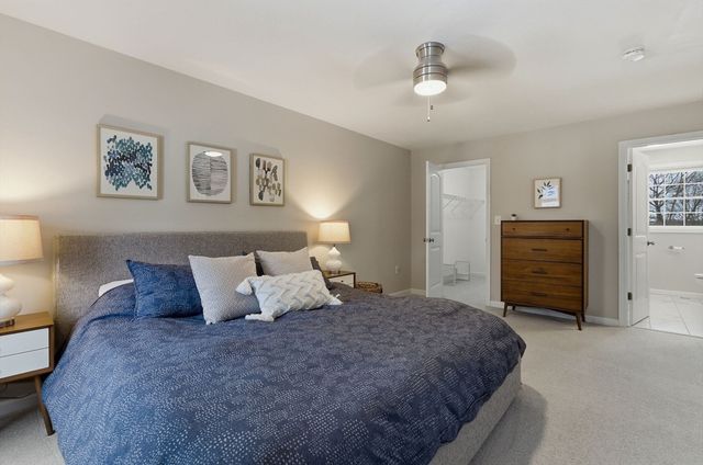 41 Glenvale Ave, Billerica, MA 01821