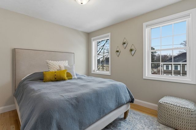 41 Glenvale Ave, Billerica, MA 01821