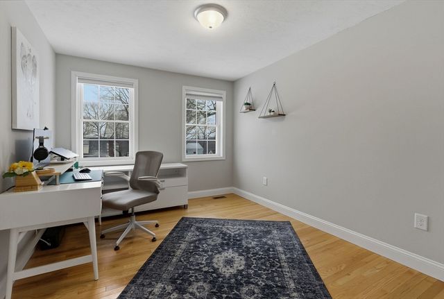 41 Glenvale Ave, Billerica, MA 01821