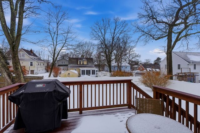 41 Glenvale Ave, Billerica, MA 01821