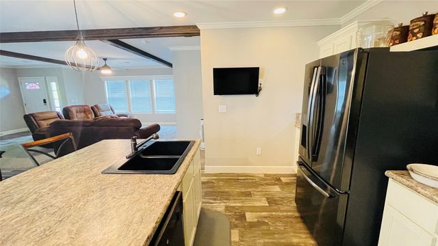 8394 Lake Road, Mansfield, TX 76063