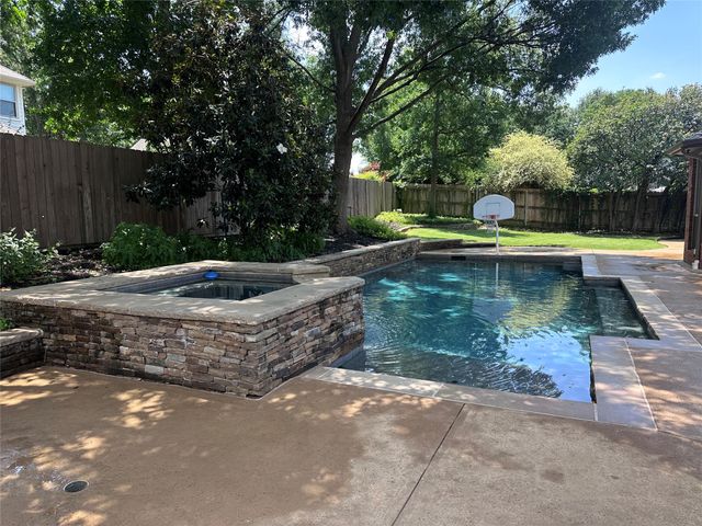 1403 Stone Lakes Drive, Southlake, TX 76092