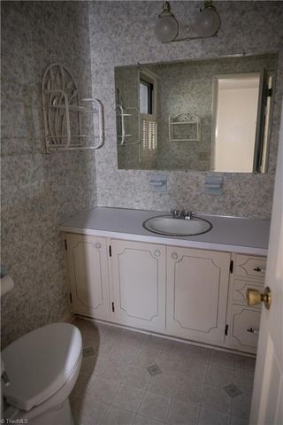 306 Bremen Drive, Lexington, NC 27295