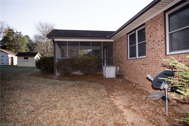 306 Bremen Drive, Lexington, NC 27295