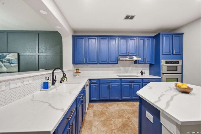 8026 ROYAL FLD, San Antonio, TX 78255