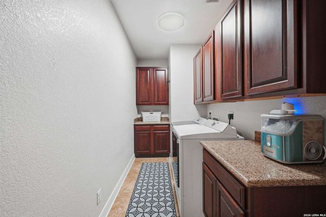 8026 ROYAL FLD, San Antonio, TX 78255