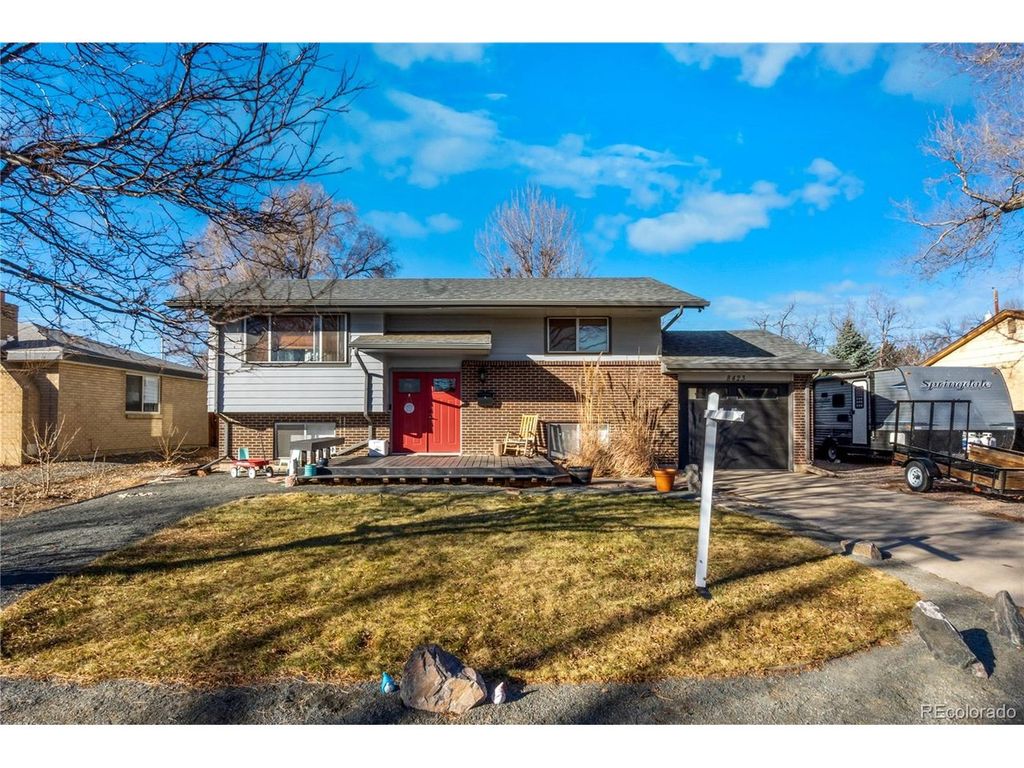 8423 Chase St, Arvada, CO 80003